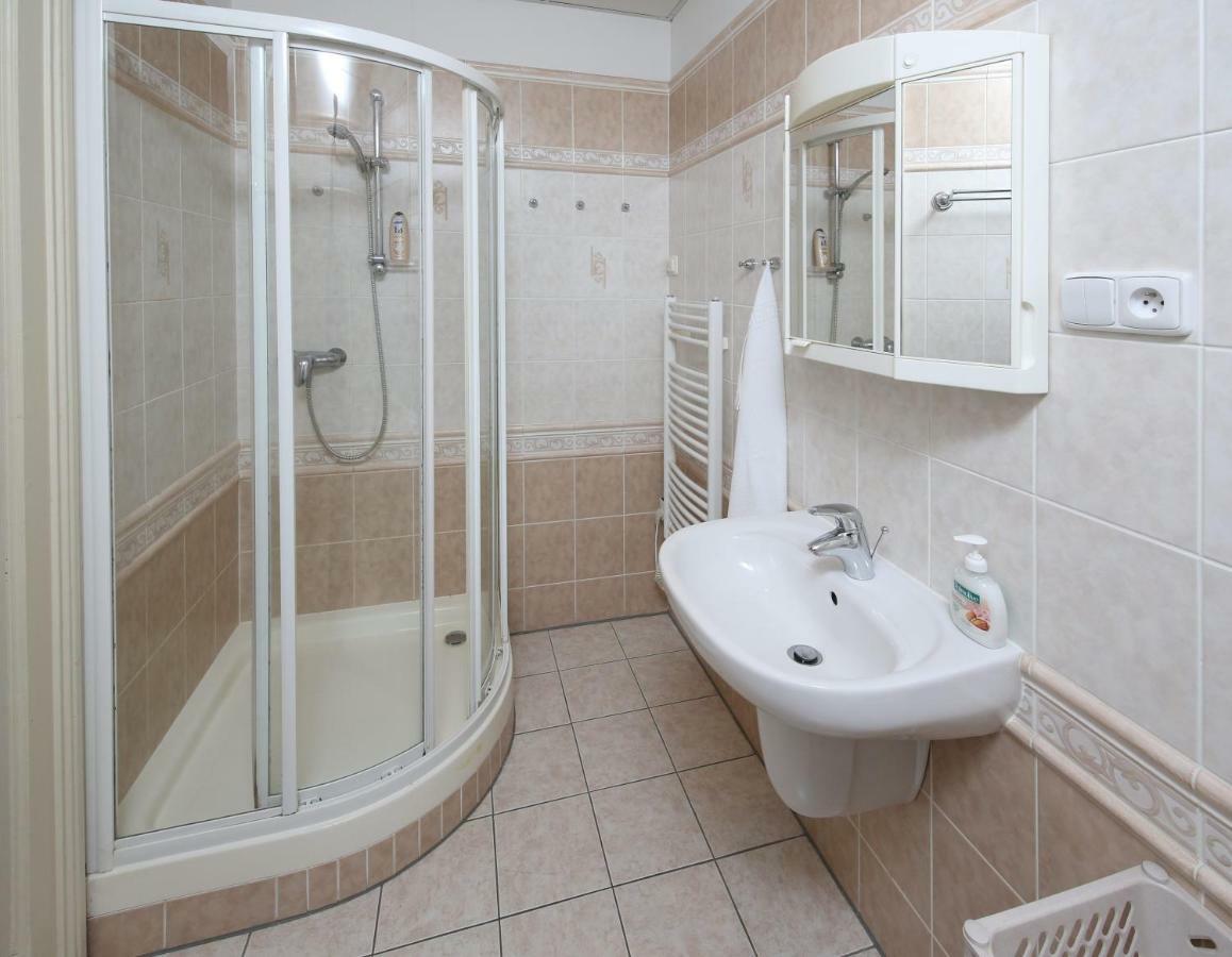 Apartman Ondrejska Карловы Вары Экстерьер фото